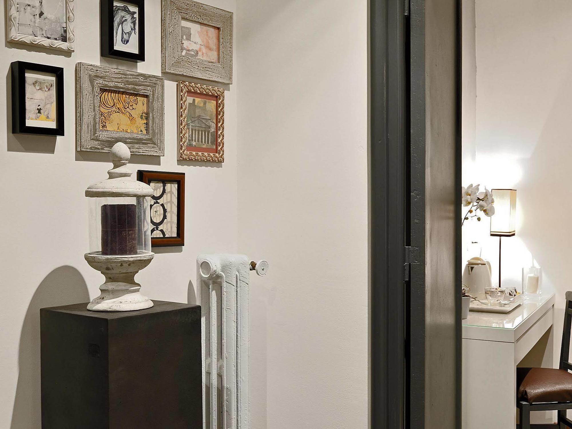 Pensión 94rooms Vatican - Vigliena 2*